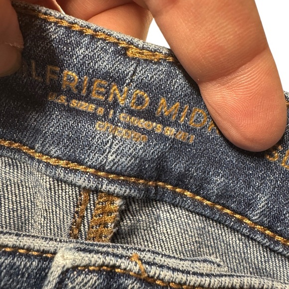 Chicos So Slimming Girlfriend Mid Rise Slim Leg Crop Jeans Womens Chicos 1 US 8 - Picture 4 of 10